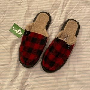 Sanuk Buffalo plaid sandal slippers